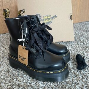 NWT 🎁 Molly Leather Platform Boots sz 6